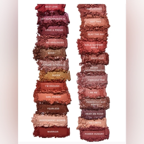 I AM WOMAN v.2 - Eyeshadow Palette - Picture 4 of 4